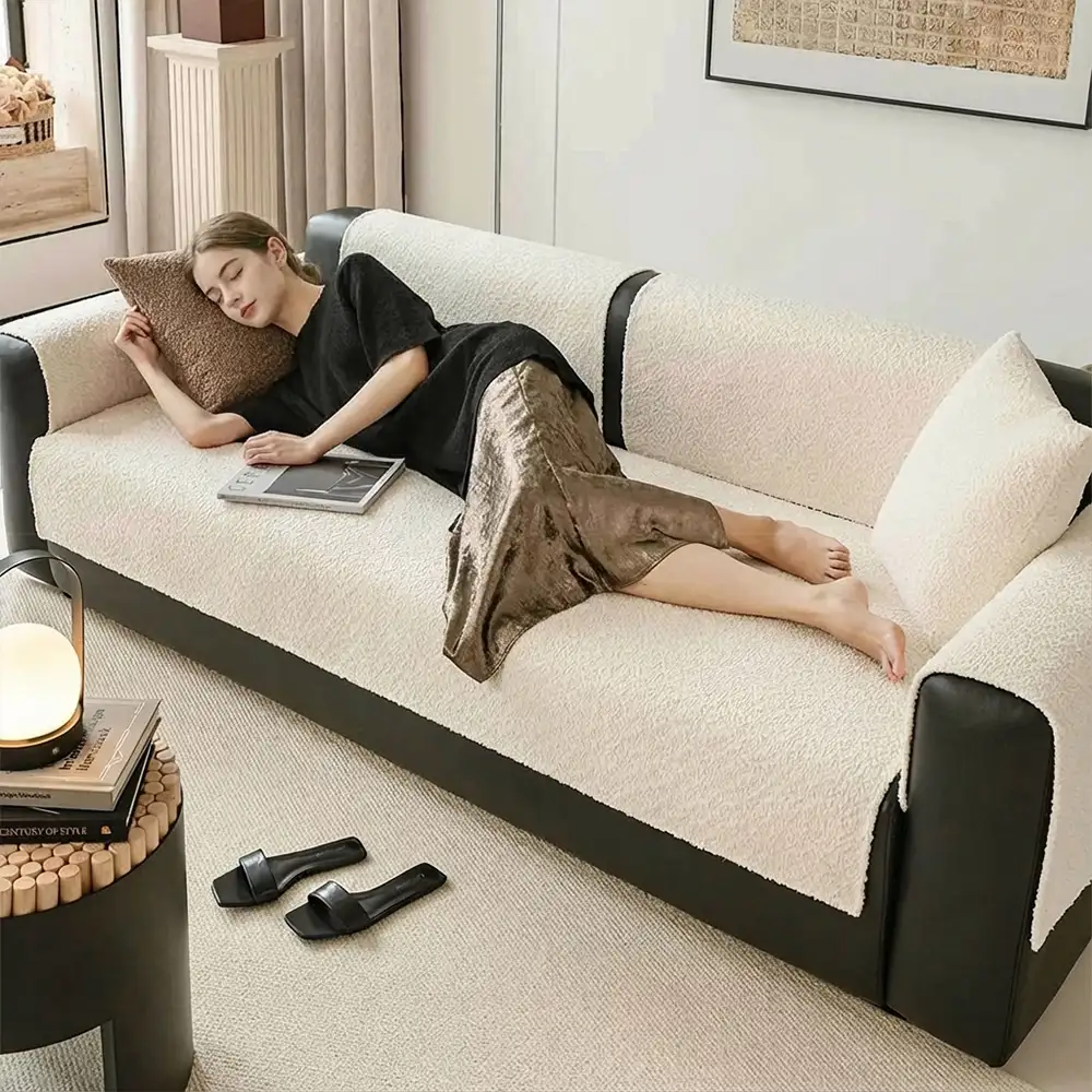 All-Season Breathable Chenille Scratch-Resistant Sofa Protection Couch Cover - Image 10