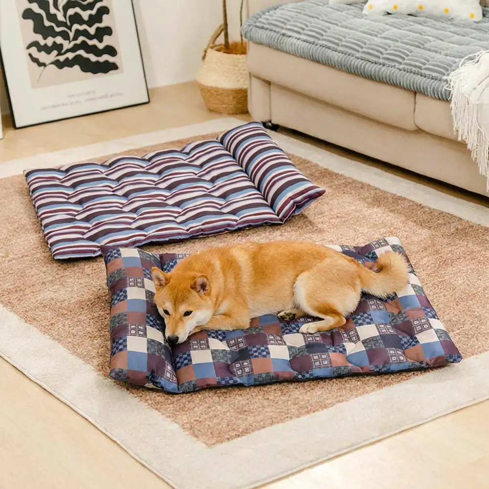 All-Season Breathable Double-Sided Neck Support Pillow Dog Bed - Image 4