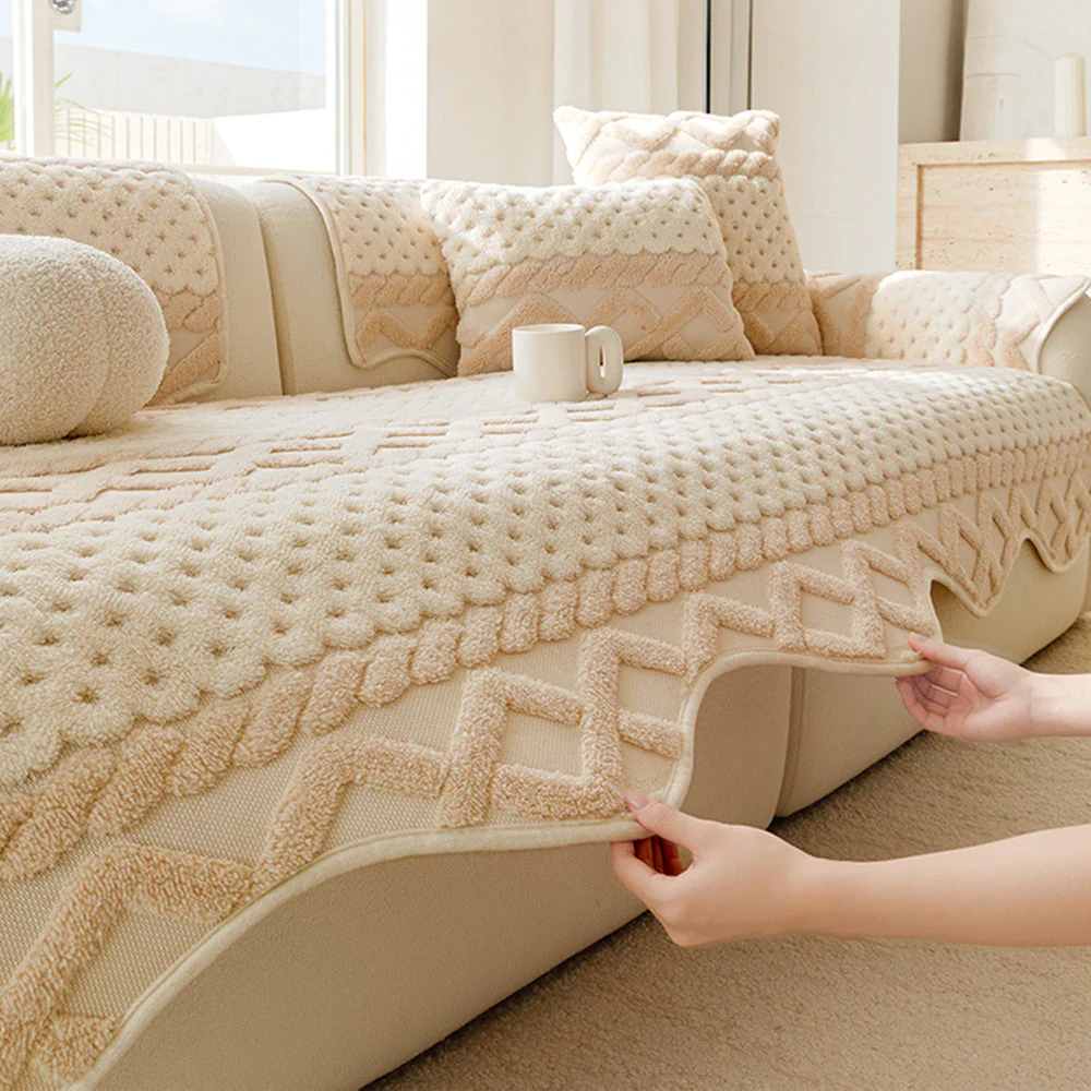 Cookie Comfortable Plush Skin-Friendly Non-Slip Couch Cover - Image 4