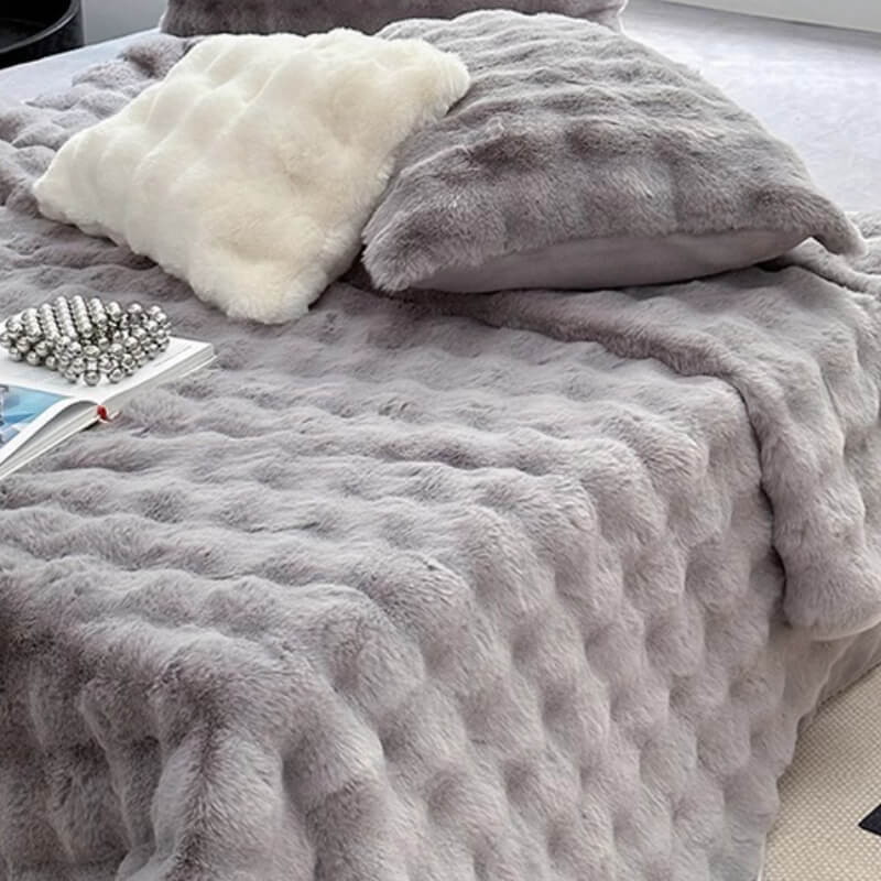Deluxe Faux Rabbit Fur Anti-Slip Fitted Sheet Mattress Cover - Image 7