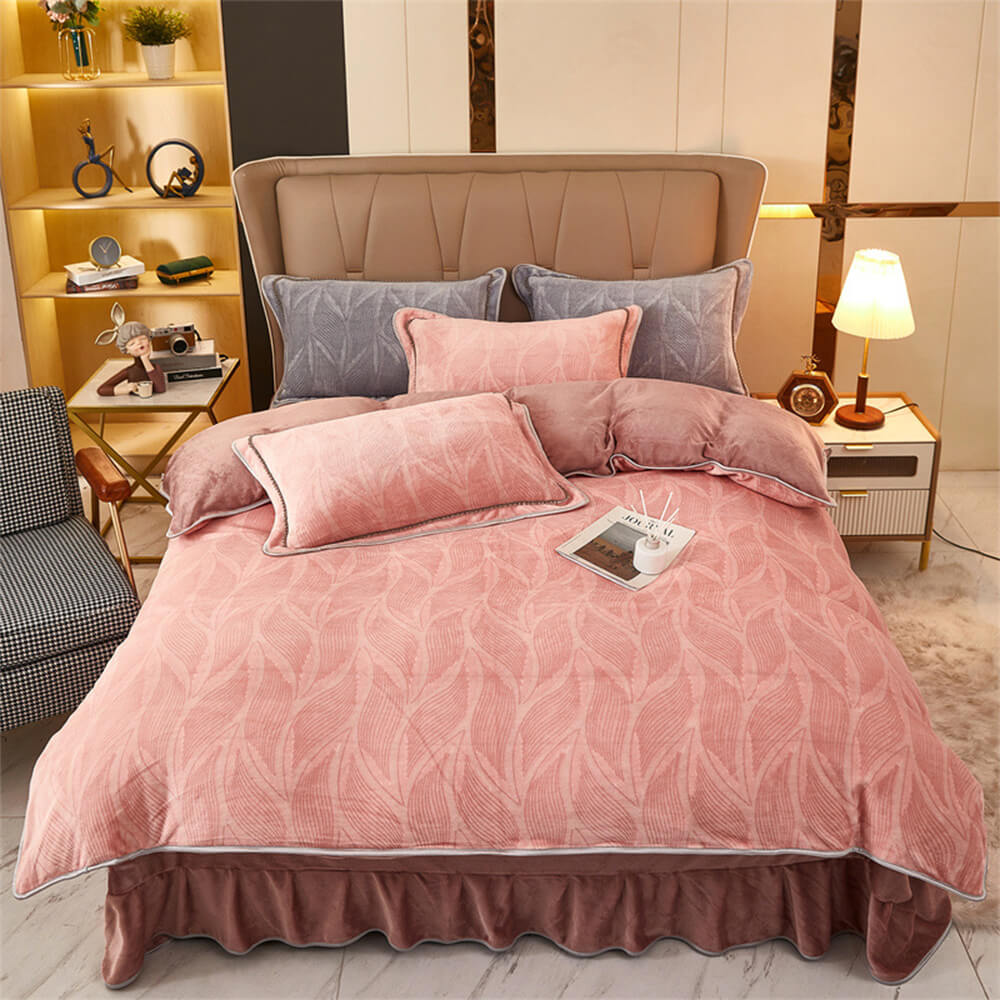 Elegant Botanical Pattern Milk Velvet Bed Sheet Set - Image 21