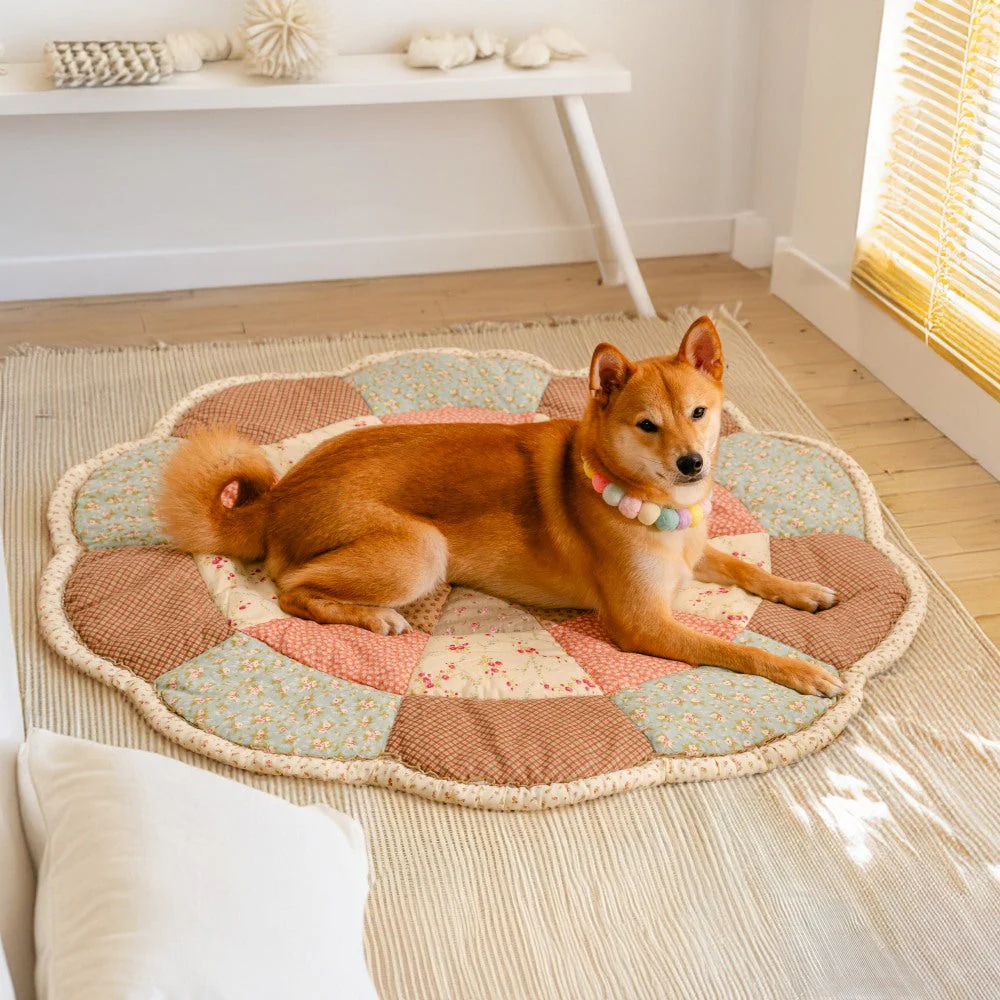 Large Flower Shape Floral Chic Pet Mat - Image 2