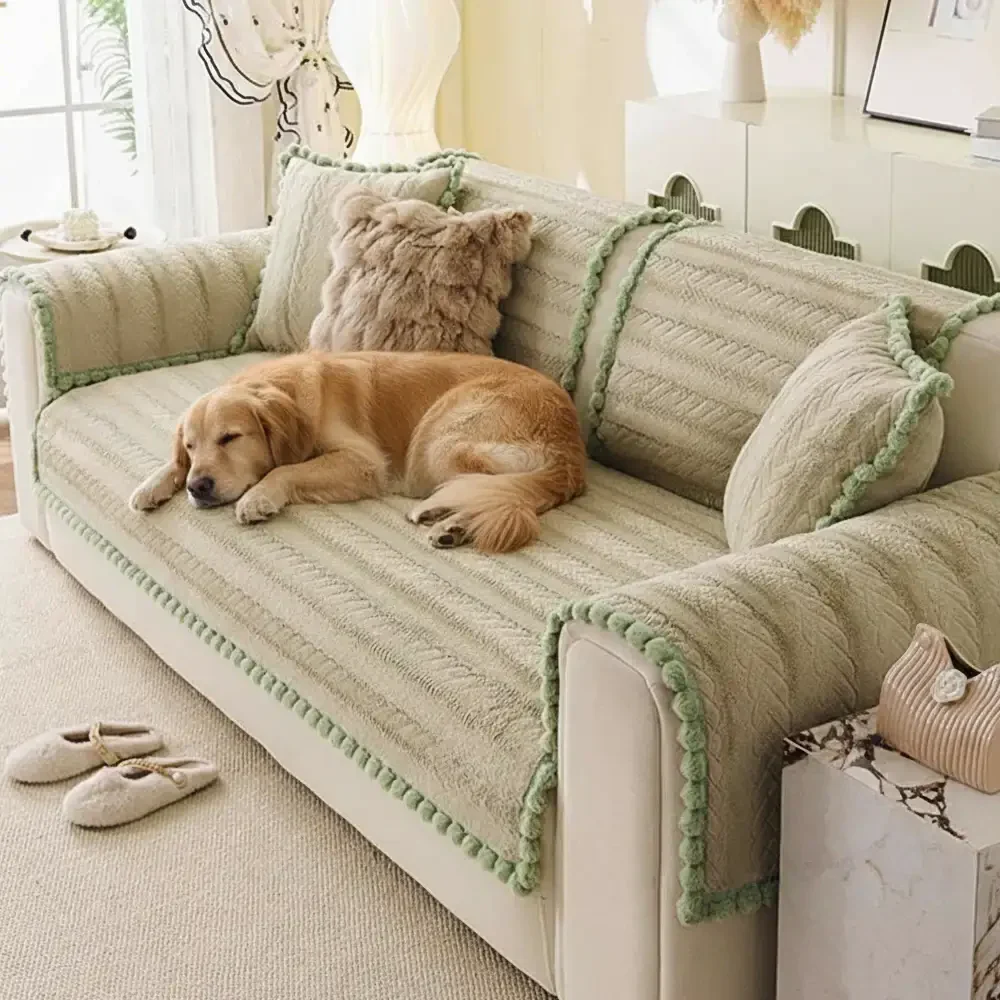 Lazy Chic Plush Winter Sofa Protector Skin-Friendly Couch Cover - Image 4