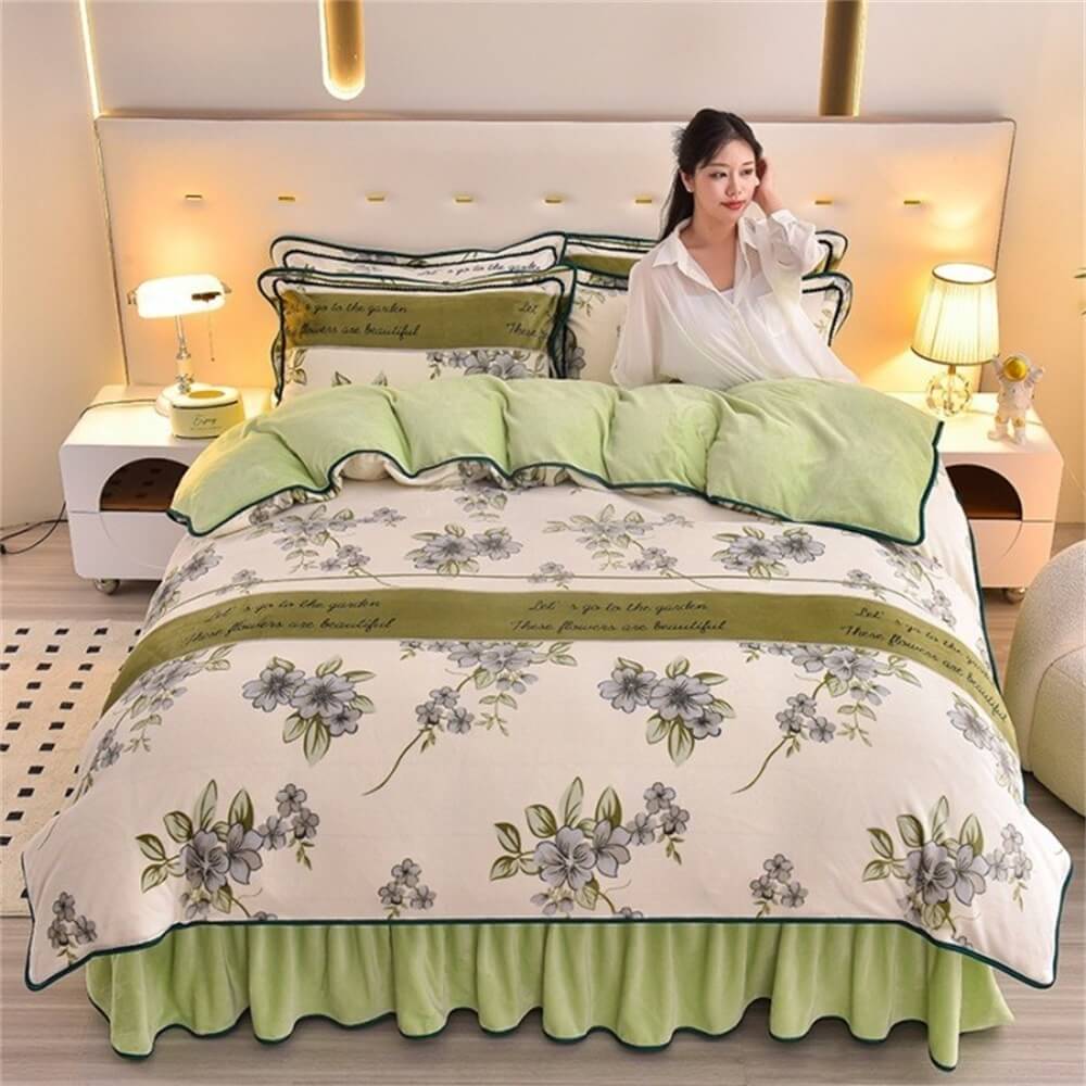 Light Luxury Thickened Milk Fleece Warm Bed Sheet Set - Image 9
