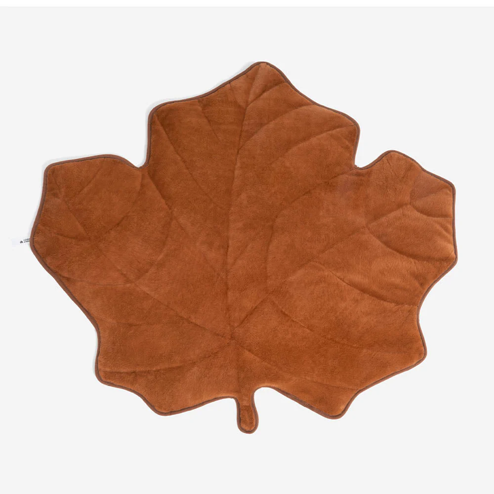 Plush Leaf-Shaped Washable Dog Mat-The Leaf Collector - Image 16