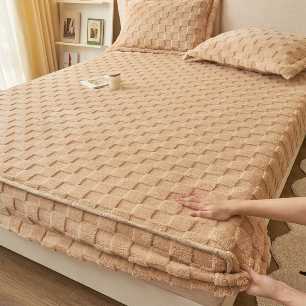 Premium Soft Chequerboard Plush Fitted Sheet Mattress Cover - Image 11